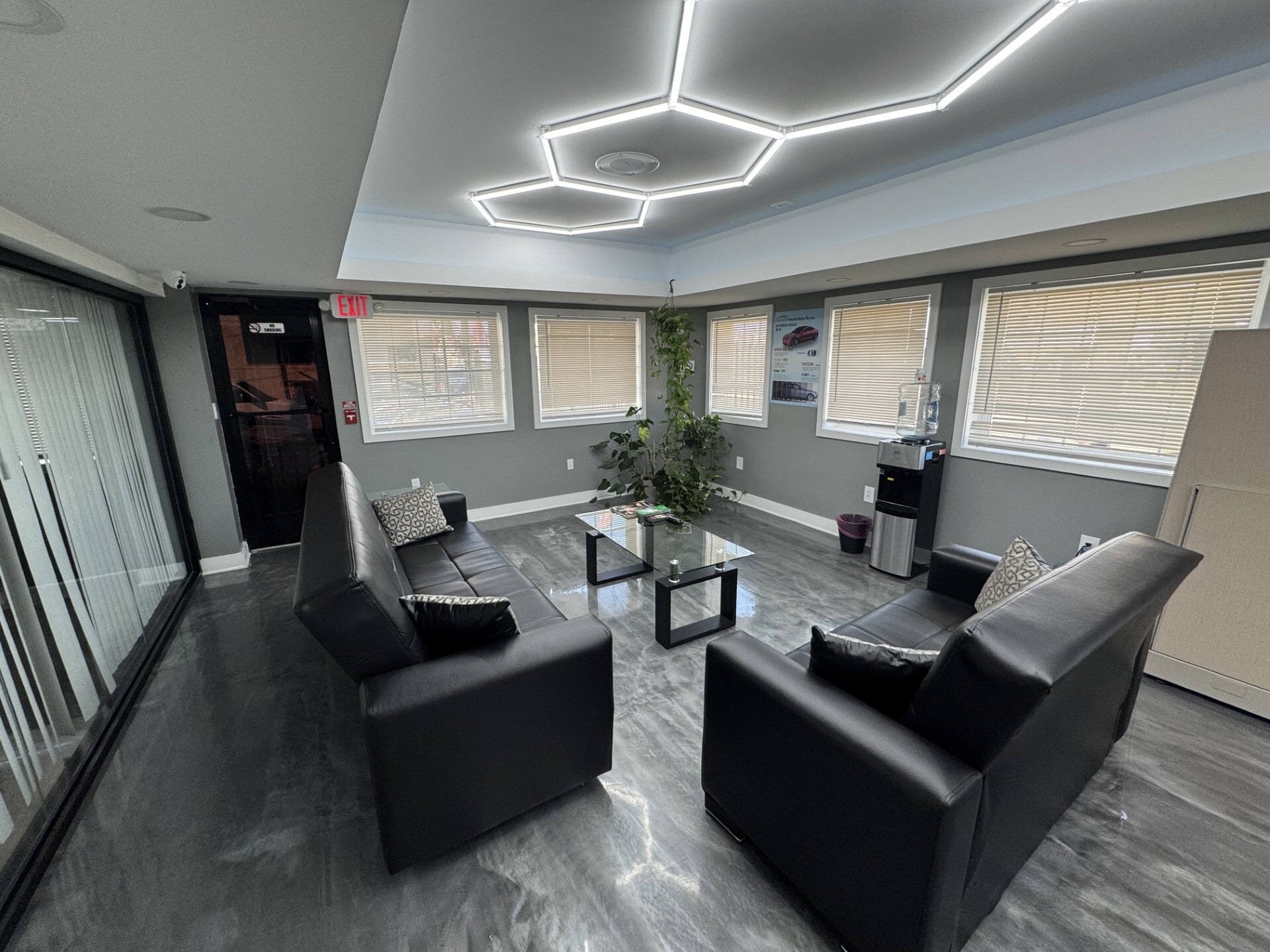 3447-61 Richmond St, Philadelphia, PA à louer Hall d’entrée- Image 1 de 4