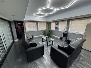 3447-61 Richmond St, Philadelphia, PA à louer Hall d’entrée- Image 1 de 4