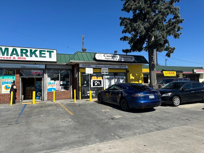 1355 W Florence Ave, Los Angeles, CA à louer - Photo du bâtiment - Image 3 de 9