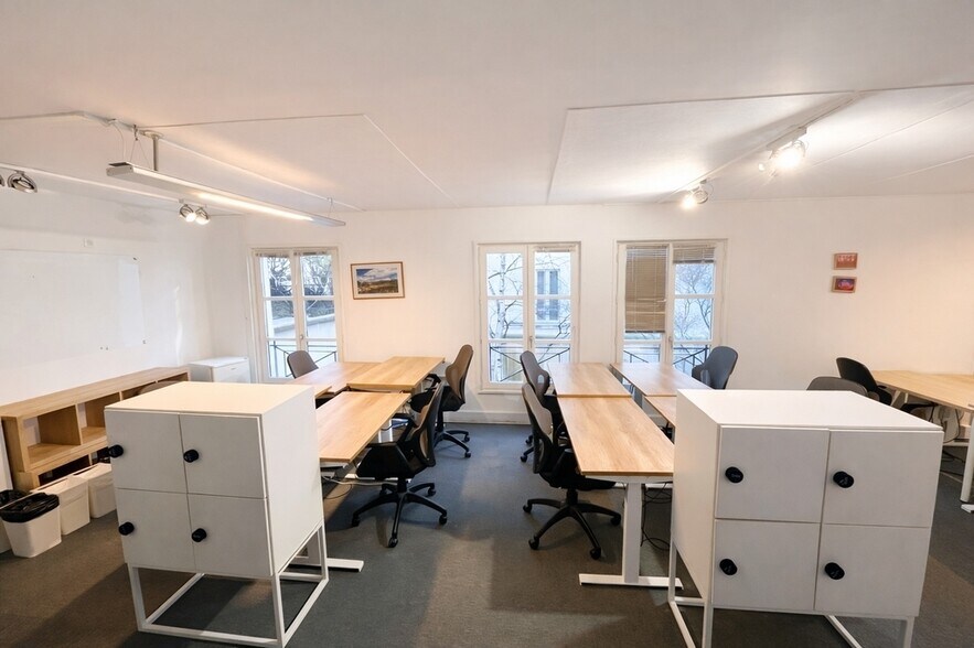 Bureau dans Paris à louer - Photo du bâtiment - Image 2 de 10