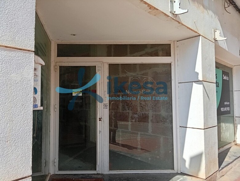 Retail in Motril for sale - Building Photo - Image 3 of 9