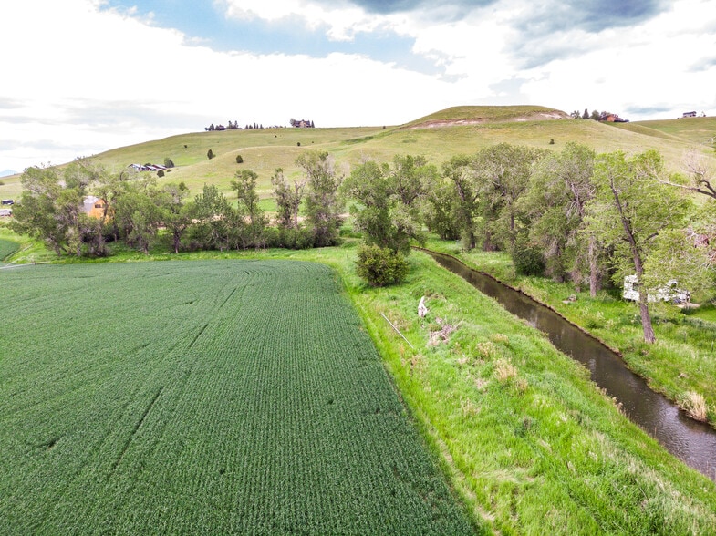 TBD De Rham Valley Drive, Gallatin Gateway, MT à vendre - Photo du bâtiment - Image 1 de 49