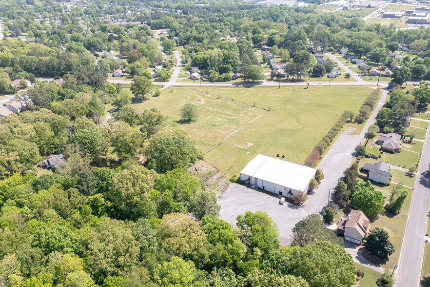 419 Phillipians Blvd, Pelham, AL à vendre - Photo du bâtiment - Image 3 de 30