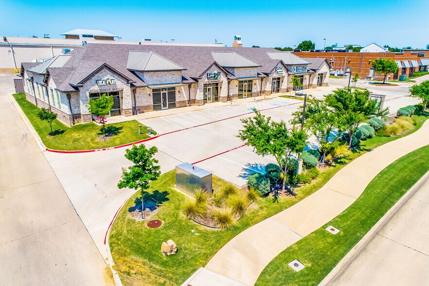 2750 Churchill Dr, Flower Mound, TX à louer - Photo du bâtiment - Image 2 de 6