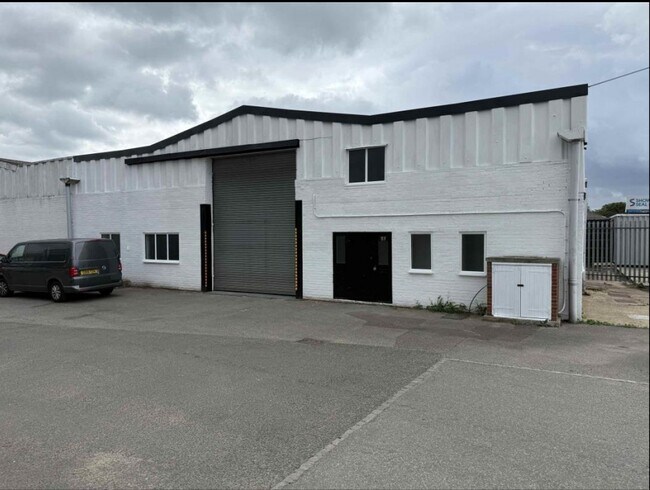Plus de détails pour Vicarage Ln, Rochester - Industriel à louer