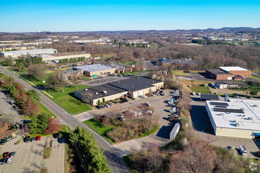 155 Thorn Hill Rd, Warrendale, PA for sale - Aerial - Image 2 of 3