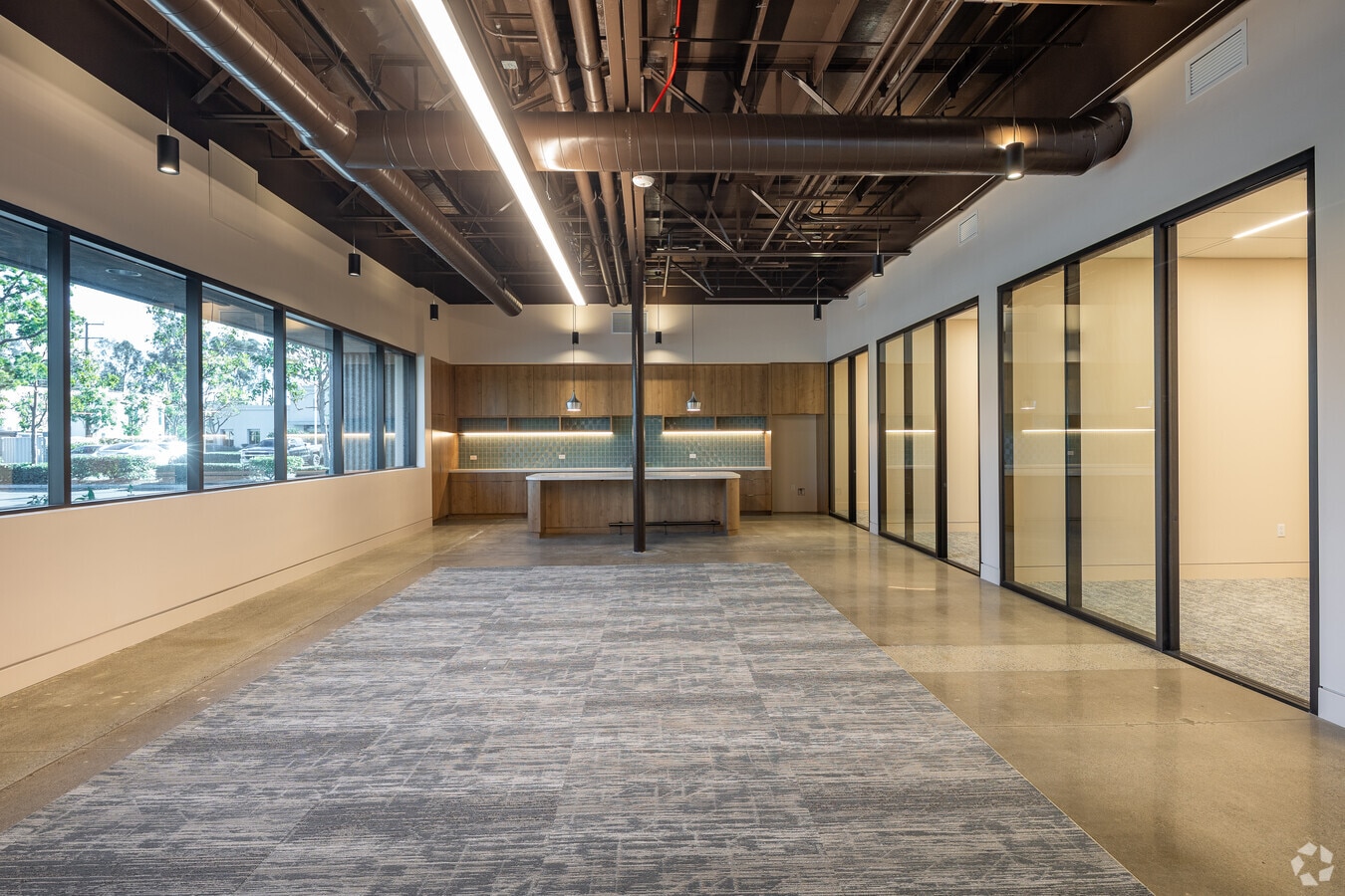 200 E Baker St, Costa Mesa, CA 92626 - Unit 104 -  - Interior Photo - Image 1 of 3