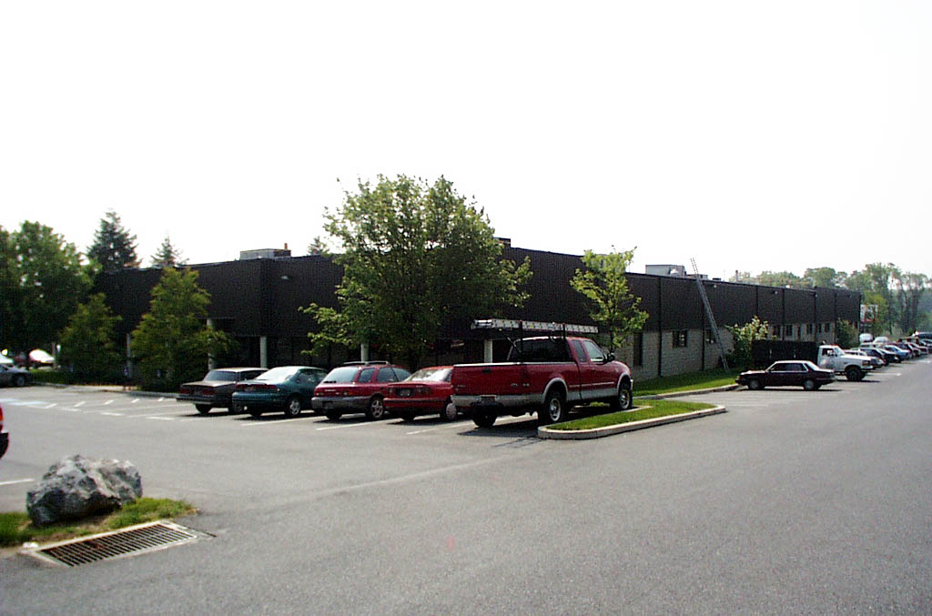 954 Marcon Blvd, Allentown, PA à louer Photo du bâtiment- Image 1 de 7