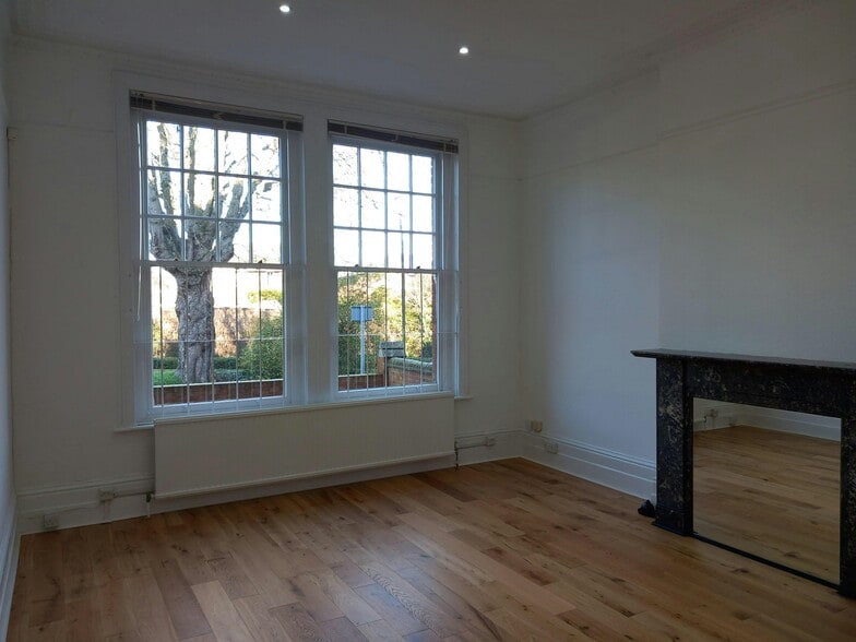 7 North Rd, Maidenhead for lease - Building Photo - Image 2 of 5