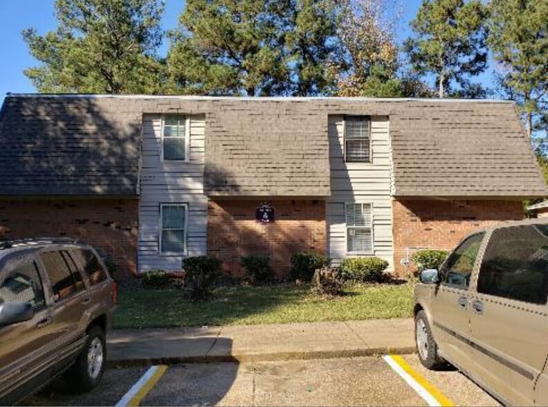 200 Wildwood Ter, Kosciusko, MS for sale - Building Photo - Image 2 of 5