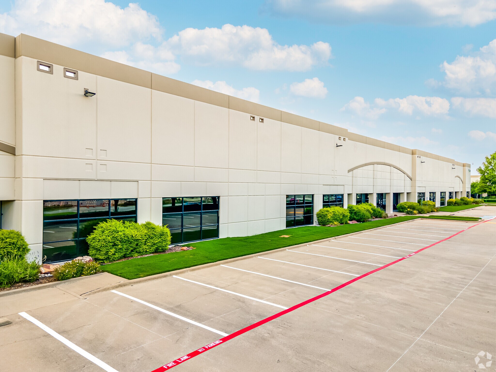 3605 E Plano Pky, Plano, TX à louer Photo principale- Image 1 de 17