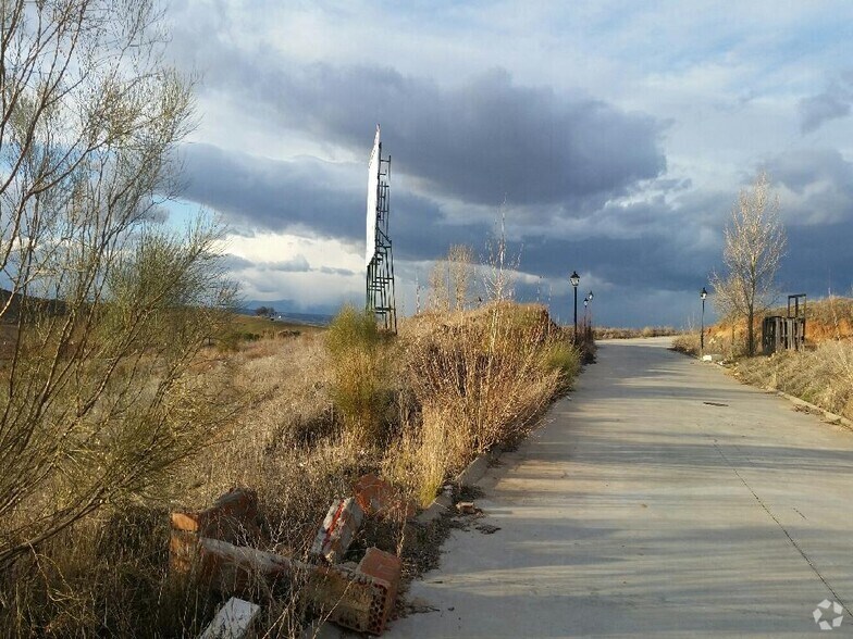 Calle de la Iglesia, 16, Tórtola de Henares, Guadalajara for sale - Building Photo - Image 3 of 3