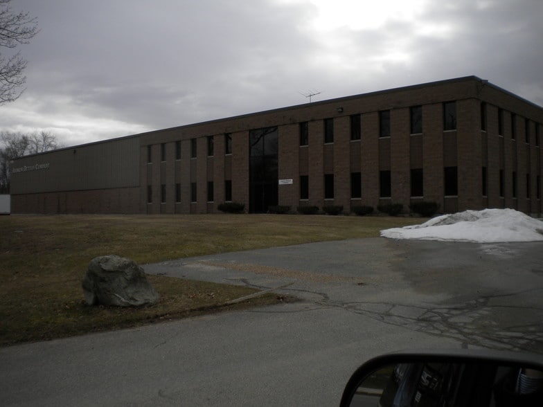 284 Bodwell St, Avon, MA for lease - Building Photo - Image 2 of 5