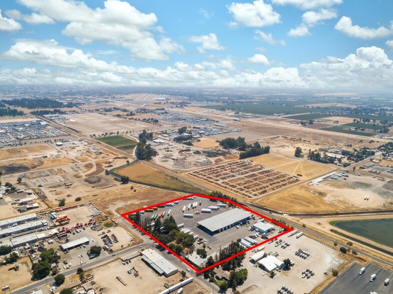 3449 W Franklin Ave, Fresno, CA à vendre - Photo du bâtiment - Image 3 de 20