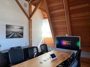 25 Newton Pl, Hauppauge, NY à louer Photo intérieure- Image 1 de 6