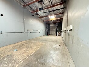79469 Country Club Dr, Bermuda Dunes, CA for lease Interior Photo- Image 1 of 2