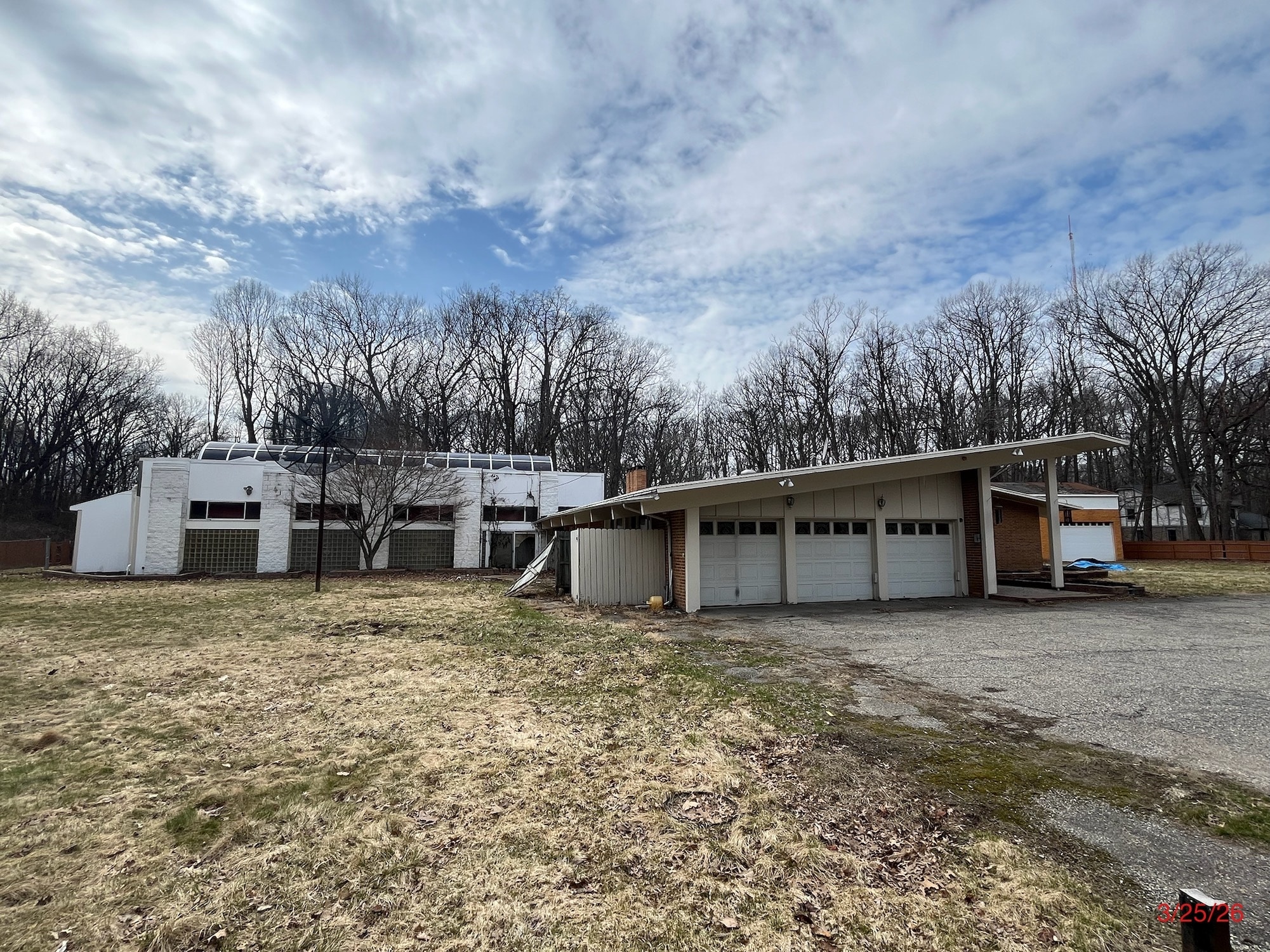 20551 Norwood Dr S, Southfield, MI for sale Primary Photo- Image 1 of 77