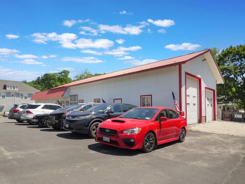 301 N Main St, Liberty, NY à vendre - Photo du bâtiment - Image 3 de 15