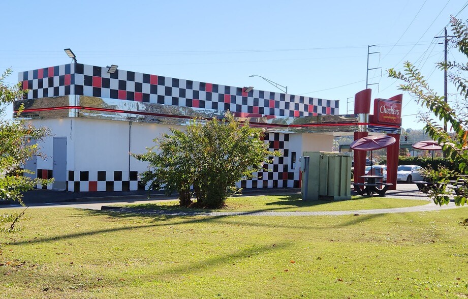 3474 Victory Dr, Columbus, GA à vendre - Photo du bâtiment - Image 2 de 4