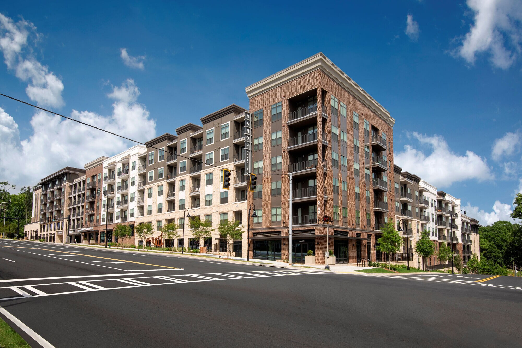 5180 Peachtree Blvd, Chamblee, GA à louer Photo principale- Image 1 de 8