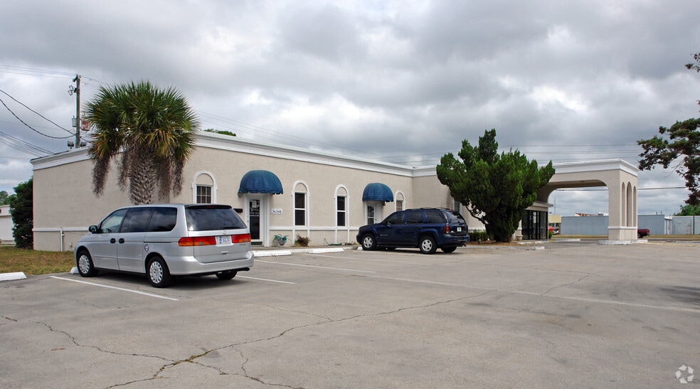 5620 Cherry St, Panama City, FL for lease - Building Photo - Image 2 of 7