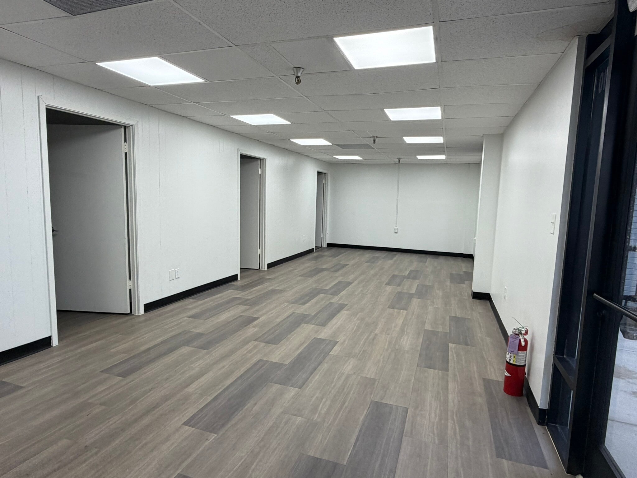 3600-3606 Silver Star Rd, Orlando, FL for lease Interior Photo- Image 1 of 4