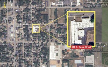 300 E Cass St, Schoolcraft, MI - AERIAL  map view