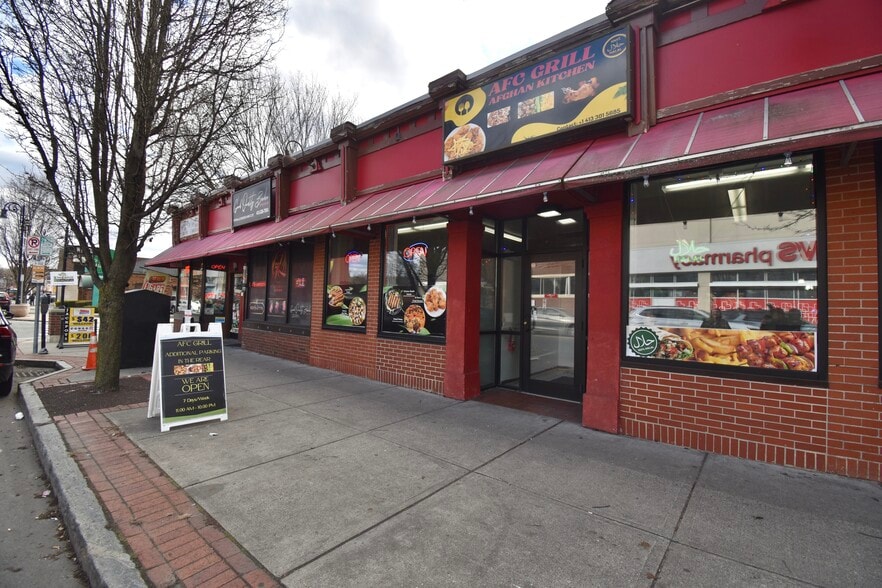 982 Main St, Springfield, MA for sale - Building Photo - Image 1 of 29