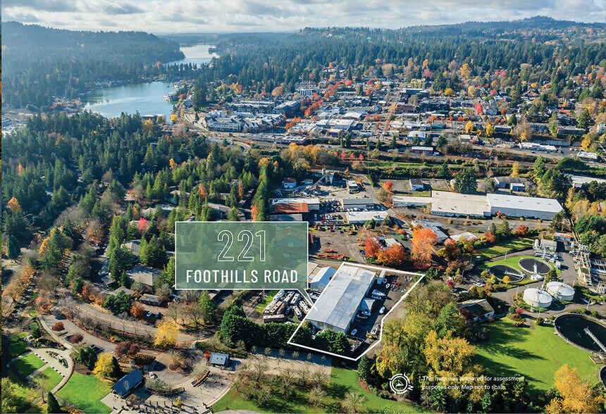 221 Foothills Rd, Lake Oswego, OR à vendre - Photo du bâtiment - Image 2 de 5