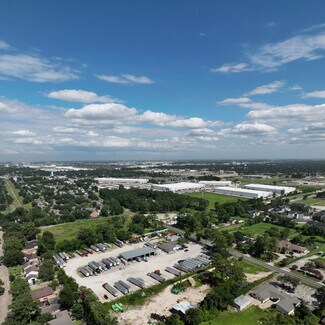 Plus de détails pour 10660 Woodedge Dr, Houston, TX - Industriel à vendre