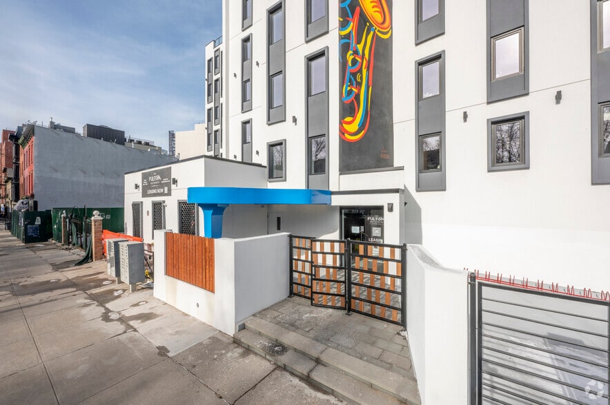 1071-1079 Fulton St, Brooklyn, NY for sale - Building Photo - Image 3 of 16