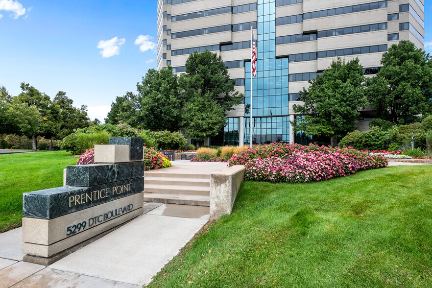 5299 Dtc Blvd, Greenwood Village, CO à louer - Photo du bâtiment - Image 3 de 12