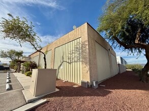 1280 Rockpebble Ave, North Las Vegas, NV for lease Building Photo- Image 2 of 19