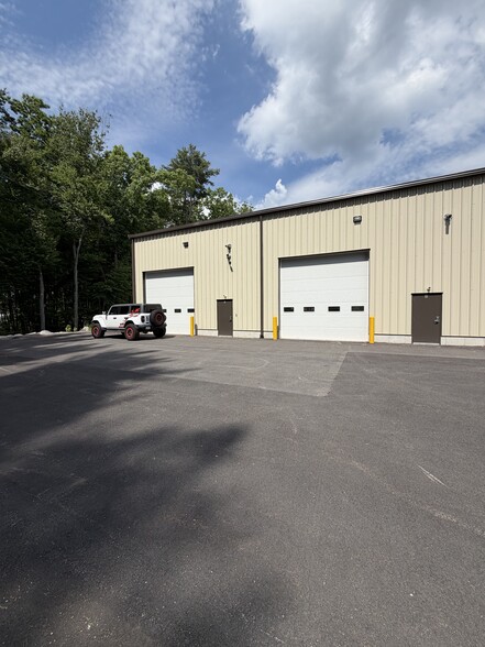 Unit 4 & 5 50 Old Tyng Rd, Tyngsborough, MA for sale - Building Photo - Image 2 of 16