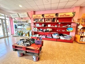 Commerce de détail dans El Vendrell, Tarragona à louer Photo intérieure- Image 2 de 16