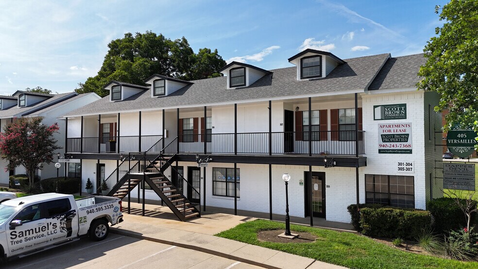 405 S Elm St, Denton, TX à vendre - Photo du bâtiment - Image 2 de 9