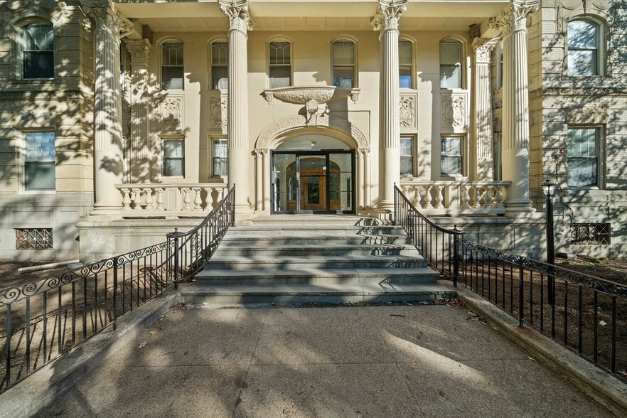 74 Fenway, Boston, MA for sale - Building Photo - Image 2 of 4