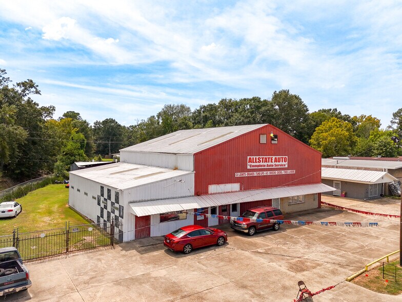 10432 S Choctaw Dr, Baton Rouge, LA à vendre - Photo principale - Image 1 de 1