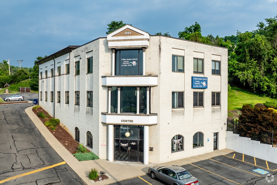 1201 Broughton Rd, Pittsburgh, PA for lease - Primary Photo - Image 1 of 6