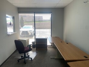 112 W Athens Pky, Athens, GA for lease Interior Photo- Image 1 of 12