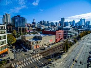 2501 Elliott Ave, Seattle, WA - AERIAL  map view