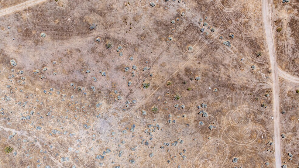 4000 Truman Rd rd, Rosamond, CA for sale - Building Photo - Image 2 of 10