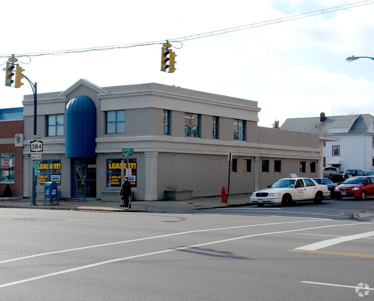 2556 Delaware Ave, Buffalo, NY à vendre - Photo du bâtiment - Image 2 de 5