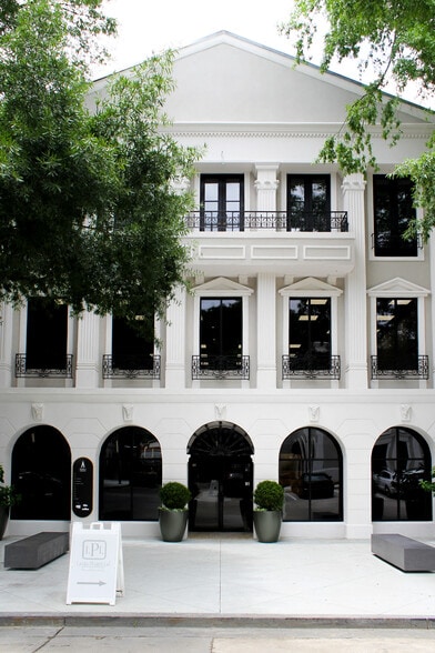 2300 Peachtree Rd NW, Atlanta, GA for lease - Building Photo - Image 1 of 5