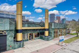 Plus de détails pour 77 Edmonton Trl NE, Calgary, AB - Commerce de détail à louer