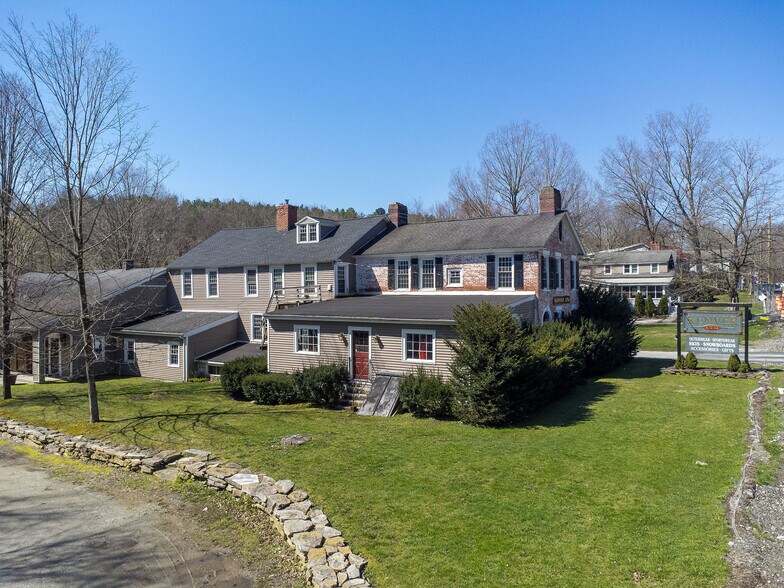 39 Main St, South Egremont, MA à vendre - Photo du bâtiment - Image 3 de 58