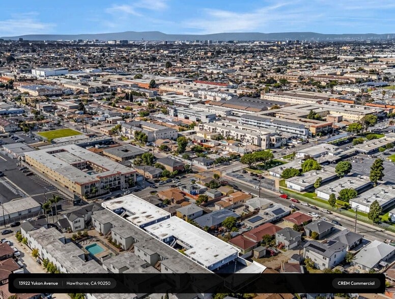 13922 Yukon Ave, Hawthorne, CA for sale - Building Photo - Image 3 of 11