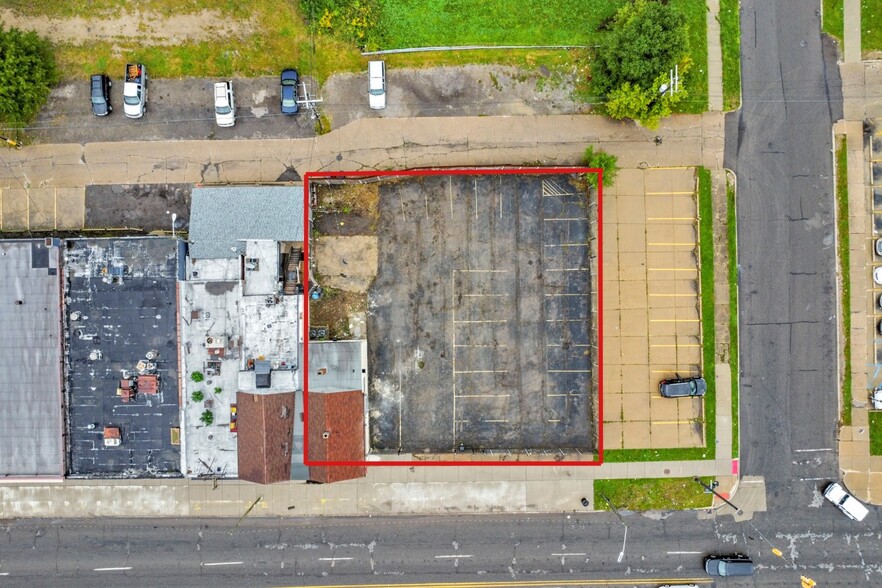 19424 W Warren Ave, Detroit, MI à vendre - Photo du bâtiment - Image 2 de 47