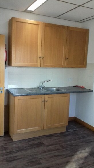 43 Friends Rd, Croydon à vendre - Photo intérieure - Image 3 de 6