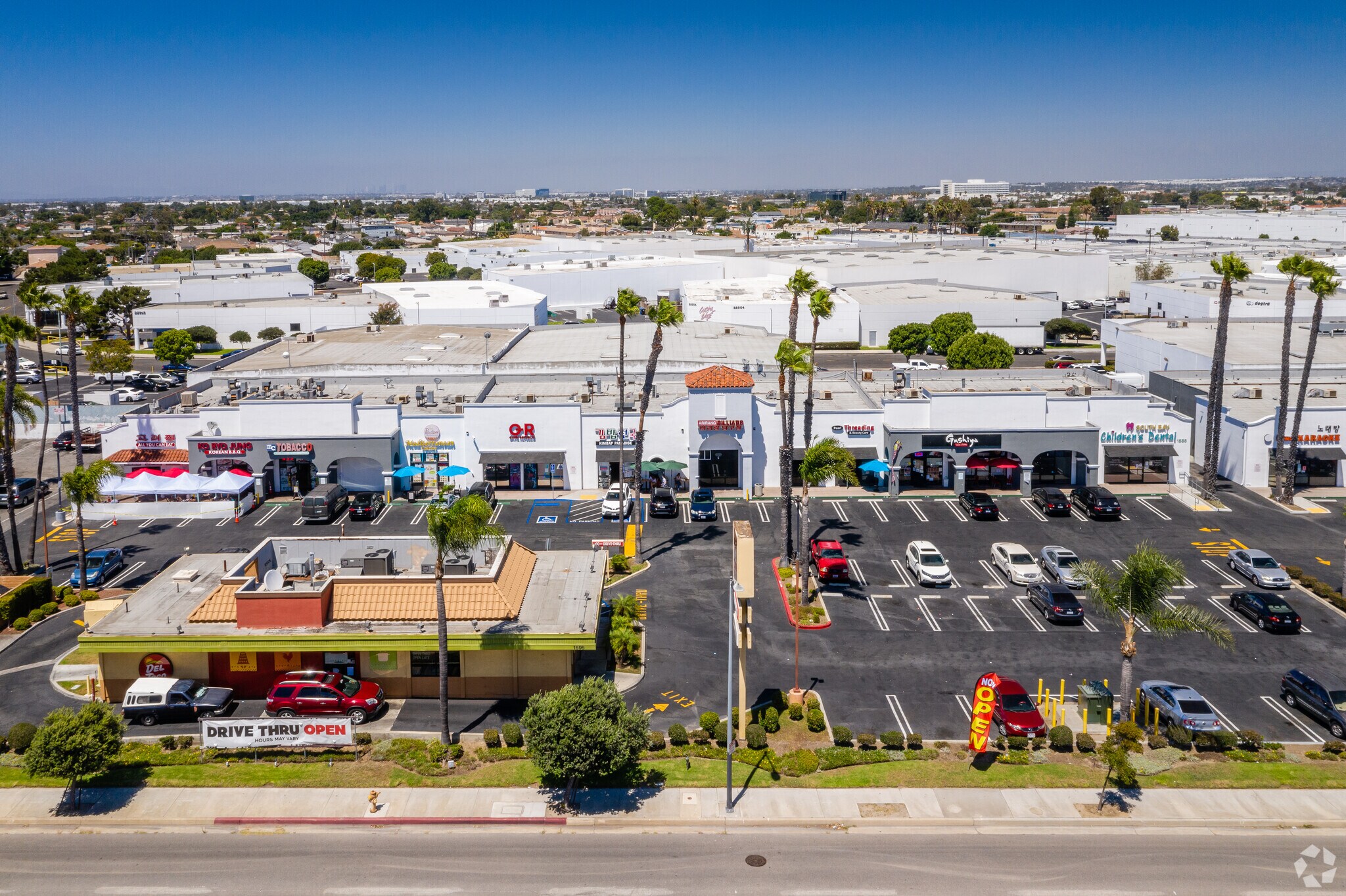 1585 Sepulveda Blvd, Torrance, CA à louer Photo du bâtiment- Image 1 de 10